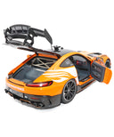 メルセデス-AMG GT ブラックシリーズ F1セーフティーカー シルバーストーン 2025 by ミニチャンプス 1/18スケール