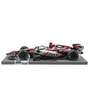TGR ハース F1 チーム VF-26 オリバー･ベアマン 2026年 日本GP by ミニチャンプス 1/18スケール