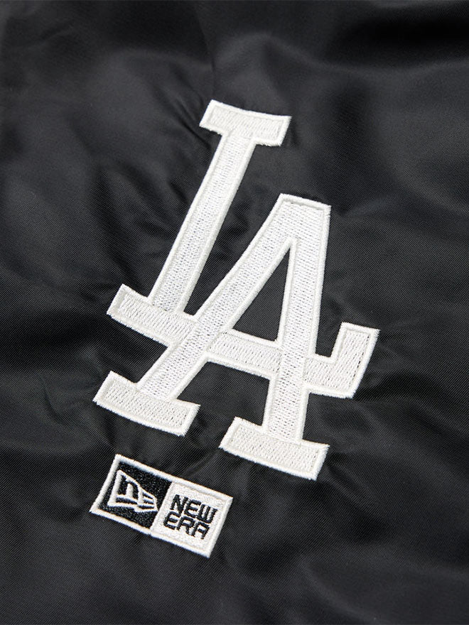 ロサンゼルス・ドジャース ナイロン バーシティージャケット – EURO