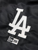 ロサンゼルス・ドジャース ナイロン バーシティージャケット