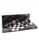 【海外並行品】 レッドブル レーシング ルノー RB7 セバスチャン・ベッテル ＆ マーク・ウェバー 2011年コンストラクターズチャンピオン 2台セット