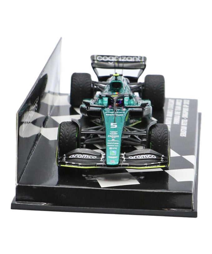 アストンマーティン アラムコ コグニザント F1チーム AMR22