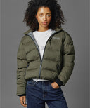 【50%オフセール】レッドブル レーシング チーム PEPE JEANS シティー パッファー ジャケット グリーン 2024