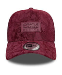 オラクル レッドブル レーシング NewEra 9FORTY E-フレーム コーデュロイ トラッカーキャップ レッド 2025