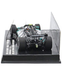 メルセデス AMG ペトロナス F1 チーム W17 キミ･アントネッリ 2026年 中国GP 優勝 ピットボード付 by ミニチャンプス 1/43スケール