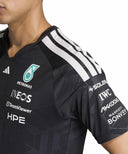 メルセデス AMG ペトロナス F1 チーム ドライバー Tシャツ BK 2026