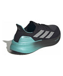 メルセデス AMG ペトロナス F1 チーム ウルトラブースト 5ｘシューズ