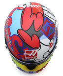 エステバン・オコン 2025年 マイアミGP ハース ヘルメット by BELL 1/2スケール