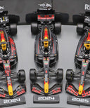 オラクル レッドブル レーシング F1 モデルカー 7台セット by ブラゴ 1/43スケール