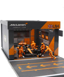 マクラーレン F1 MCL38  ランド・ノリス ジオラマ ピットストップセット by ブラゴ 1/43スケール