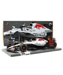 マックス・フェルスタッペン 別注  オラクル レッドブルレーシング ホンダ RB21 マックス・フェルスタッペン 2025年 日本GP 優勝 by ミニチャンプス 1/18スケール
