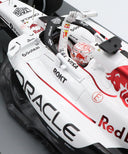 オラクル レッドブルレーシング ホンダ RB21 マックス・フェルスタッペン 2025年 日本GP 優勝 by スパーク 1/18スケール