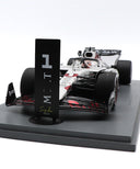 オラクル レッドブルレーシング ホンダ RB21 マックス・フェルスタッペン 2025年 日本GP 優勝 by スパーク 1/18スケール