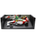 セバスチャン･ベッテル マクラーレン MP4/8 セナ トリビュート ショーラン 2024年5月18日 イモラサーキット by ミニチャンプス 1/18スケール