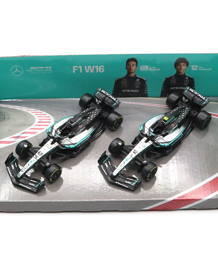 メルセデス AMG ペトロナス F1チーム W16 ジョージ・ラッセル＆キミ