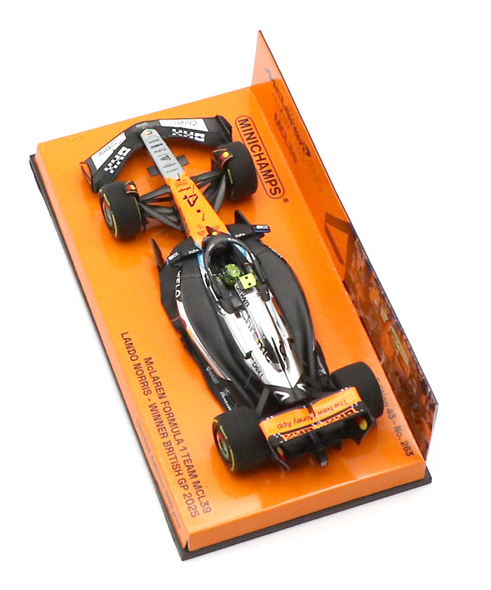 MINICHAMPS 1/18スケール マクラーレン F1チーム MCL39 L.ノリス