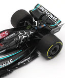 メルセデス AMG ペトロナス F1チーム W15 E ルイス･ハミルトン 2024年 アブダビGP メルセデスラストレース フィギア付 by ミニチャンプス 1/18スケール