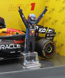 オラクル レッドブル レーシング  ホンダ RB20 マックス･フェルスタッペン 2024年 ワールドチャンピオン ラスベガスGP (ドライバーフィギュア付属) by ブラゴ 1/24スケール