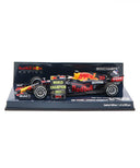 レッドブル レーシング ホンダ RB16B マックス・フェルスタッペン 2021年 ワールドチャンピオン アブダビGP by ミニチャンプス 1/43スケール 【海外並行品】