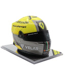 カルロス･サインツ フェラーリ 2022年 イタリアGP ヘルメット by BELL 1/2スケール (フェラーリストア限定)