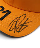 オスカー・ピアストリ直筆サイン入り マクラーレン ドライバーキャップ 2025年（レプリカモデル）