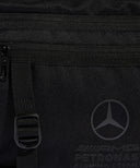 メルセデス AMG ペトロナス F1 チーム NIGHT クロスボディ バッグ 2026