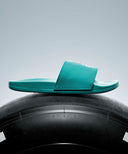 メルセデス AMG ペトロナス F1 チーム アディレッタコンフォート （サンダル）グリーン