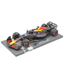 マックス・フェルスタッペン 別注  オラクル レッドブルレーシング ホンダ RB21 2025年 エミリアロマーニャGP 優勝 by ミニチャンプス 1/18スケール