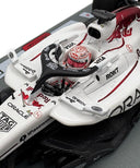 オラクル レッドブル レーシング ホンダ RB21 マックス・フェルスタッペン 2025年 日本GP 優勝 ピットボード付属 by スパーク 1/43スケール