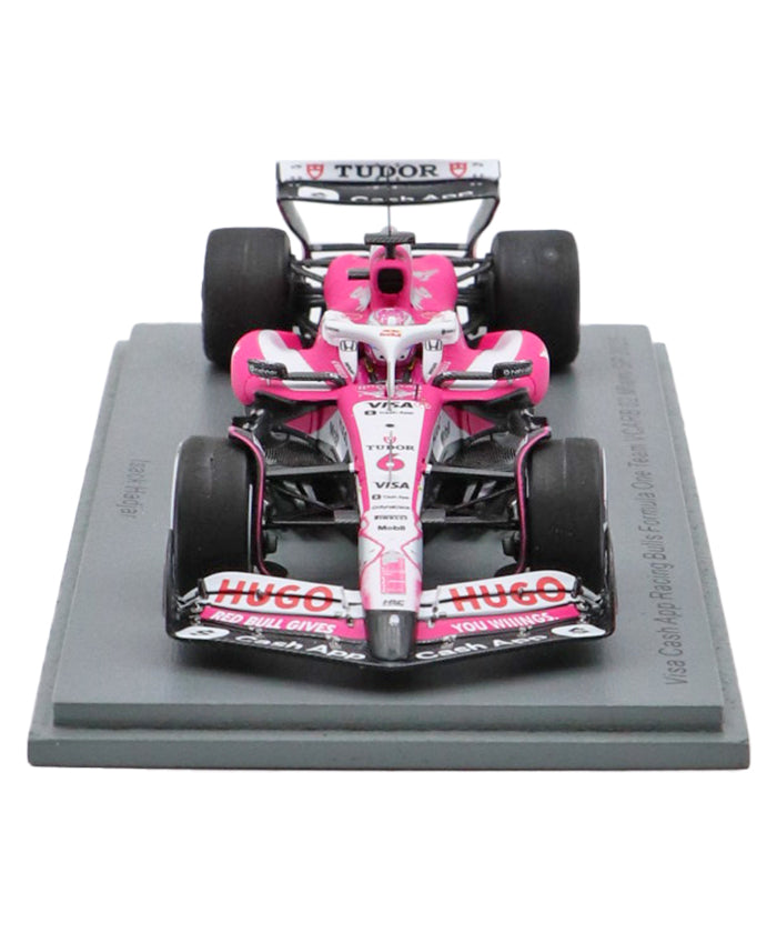 VISA CASH APP RACING BULLS VCARB02 アイザック・ハジャー 2025年