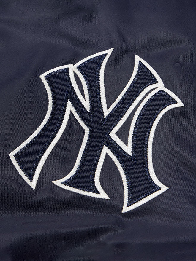 ニューヨーク・ヤンキース ナイロン バーシティージャケット