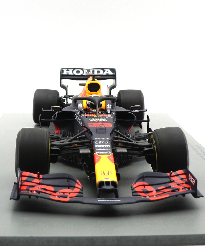 1 / レッドブル|1/18スケールスパーク 1/18スケール レッドブル レーシング ホンダ RB16B マックス・フェルスタッペン  2021年エミリア・ロマーニャGP優勝 /ARB F1オフィシャルグッズストア EURO SPORTS公式通販