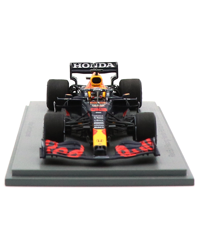 1 / レッドブル|1/43スケールスパーク 1/43スケール レッドブル レーシング ホンダ RB16B マックス・フェルスタッペン 2021年 オランダGP優勝 with ピットボード /ARB F1オフィシャルグッズストア EURO SPORTS公式通販