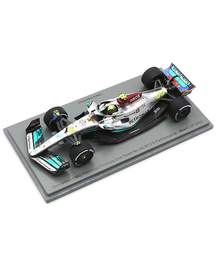 贅沢屋の スパーク1/43メルセデスAMG W08 L.ハミルトン F1参戦200戦目