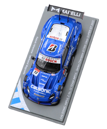 スパーク 1/43スケール カルソニック インパル Z TEAM IMPUL NO.12 平峰一貴 / ベルトラン・バゲット 2022年 スーパーGT GT500 チャンピオン with ボード