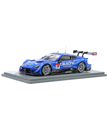 スパーク 1/43スケール カルソニック インパル Z TEAM IMPUL NO.12 平峰一貴 / ベルトラン・バゲット 2022年 スーパーGT GT500 チャンピオン with ボード