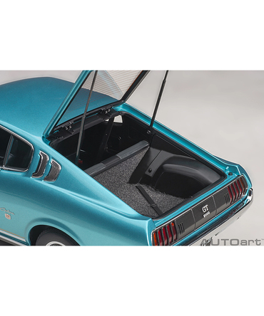 【30%オフセール】オートアート 1/18スケール トヨタ セリカ リフトバック 2000GT （RA25） 1973 （ターコイズブルー・メタリック）/msl