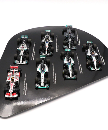 CKモデルカーズ 別注 ミニチャンプス 1/43スケール ルイス・ハミルトン ７タイム F1 ワールドチャンピオン記念 セット