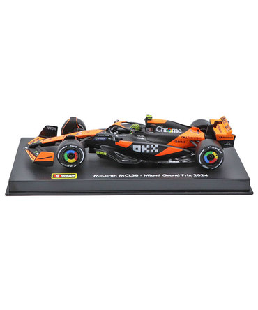 ブラゴ 1/43スケール マクラーレン F1 チーム MCL38 ランド･ノリス 2024年（ドライバー付属）/24f1m