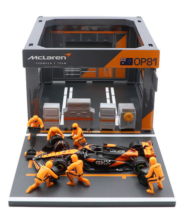 ブラゴ 1/43スケール マクラーレン F1 MCL38  オスカー・ピアストリ ジオラマ ピットストップセット