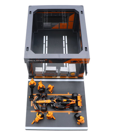 ブラゴ 1/43スケール マクラーレン F1 MCL38  オスカー・ピアストリ ジオラマ ピットストップセット