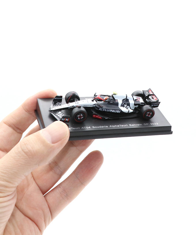 スパーク 1/64スケール スクーデリア アルファタウリ AT04 角田裕毅 2023年  /23f1m拡大画像