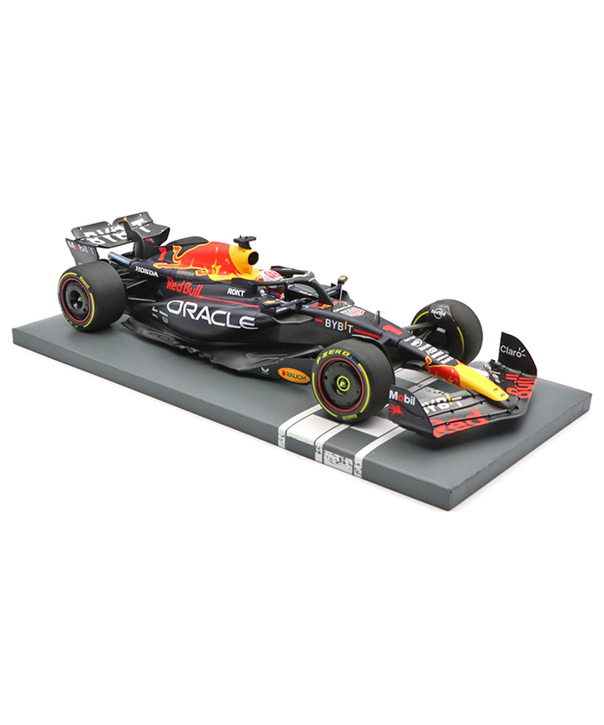 フェルスタッペン別注 ミニチャンプス 1/18スケール オラクル レッドブル レーシング ホンダ RB19 マックス・フェルスタッペン 2023年 カタールGP 優勝 ワールドチャンピオン フィギュア＆ピットボード付き/ARB/23f1m拡大画像