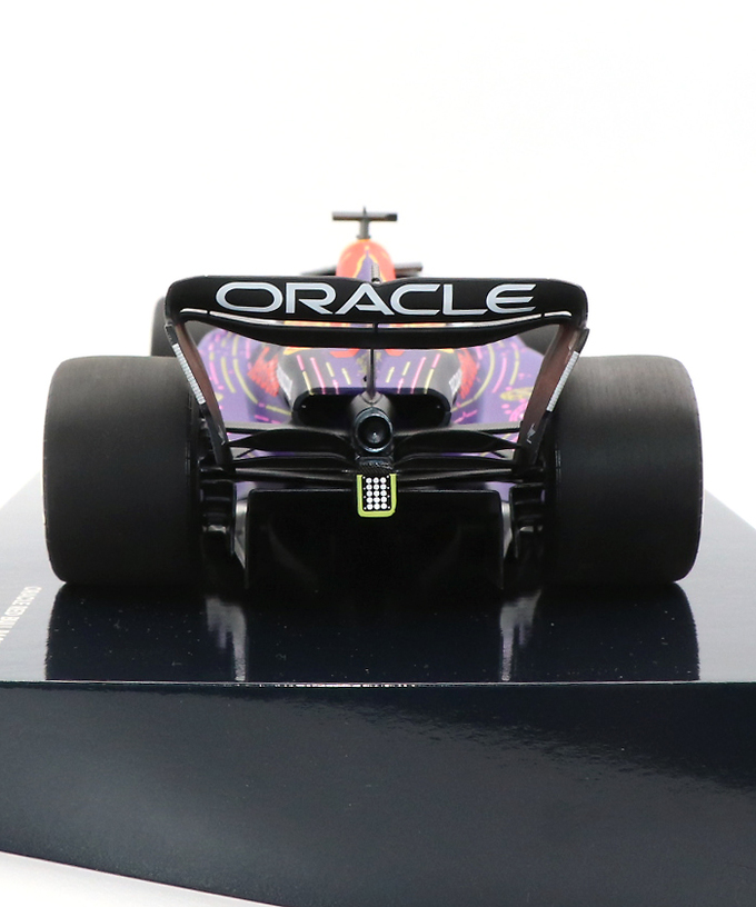 CKモデルカーズ 別注 ミニチャンプス 1/18スケール オラクル レッドブル レーシング ホンダ RB19 マックス・フェルスタッペン 2023年 ラスベガスGP 優勝 拡大画像