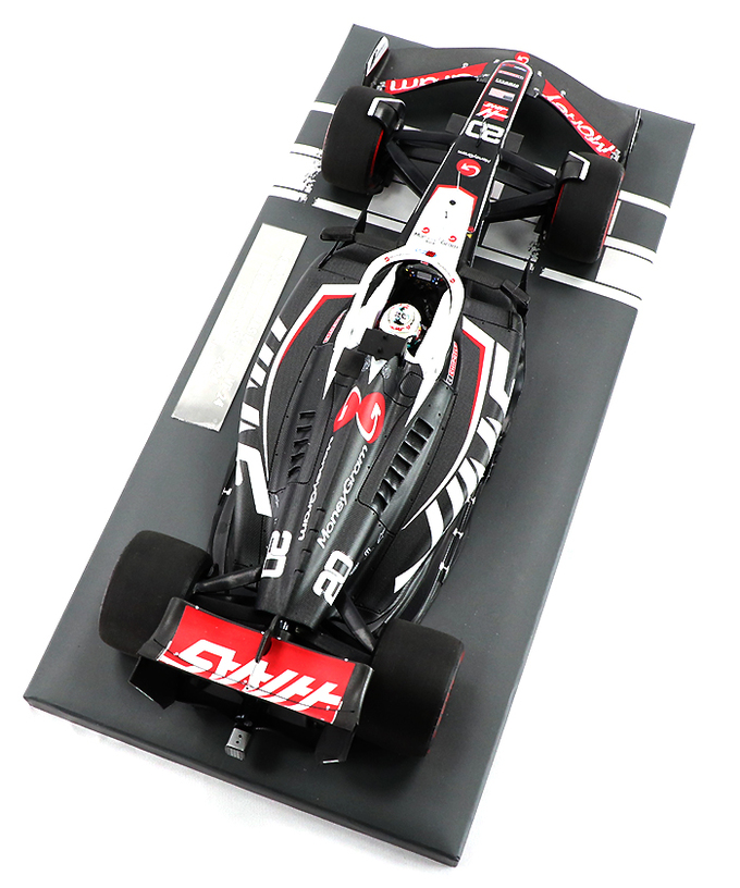 ミニチャンプス 1/18スケール マネーグラム ハース F1 チーム VF-24 ケビン・マグヌッセン 2024年 /24f1m拡大画像