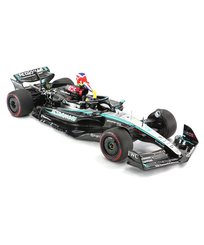 ミニチャンプス 1/18スケール メルセデス AMG ペトロナス F1 W15 E パフォーマンス ルイス・ハミルトン 2024年 イギリスGP 優勝 フラッグ付属 /24f1m拡大画像