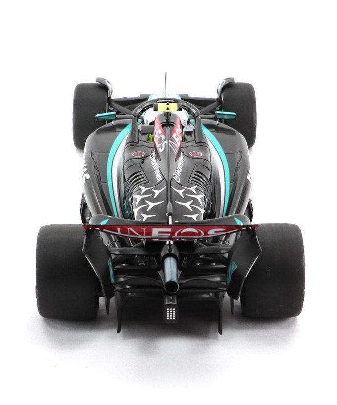 ミニチャンプス 1/18スケール メルセデス AMG ペトロナス F1 W15 E パフォーマンス ルイス・ハミルトン 2024年 /24f1m拡大画像