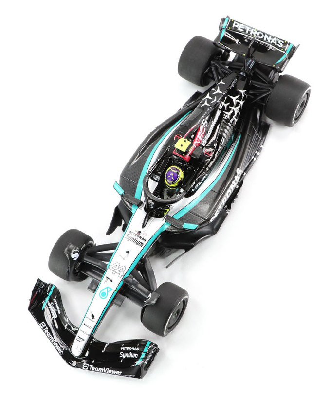 ミニチャンプス 1/18スケール メルセデス AMG ペトロナス F1 W15 E パフォーマンス ルイス・ハミルトン 2024年 /24f1m拡大画像