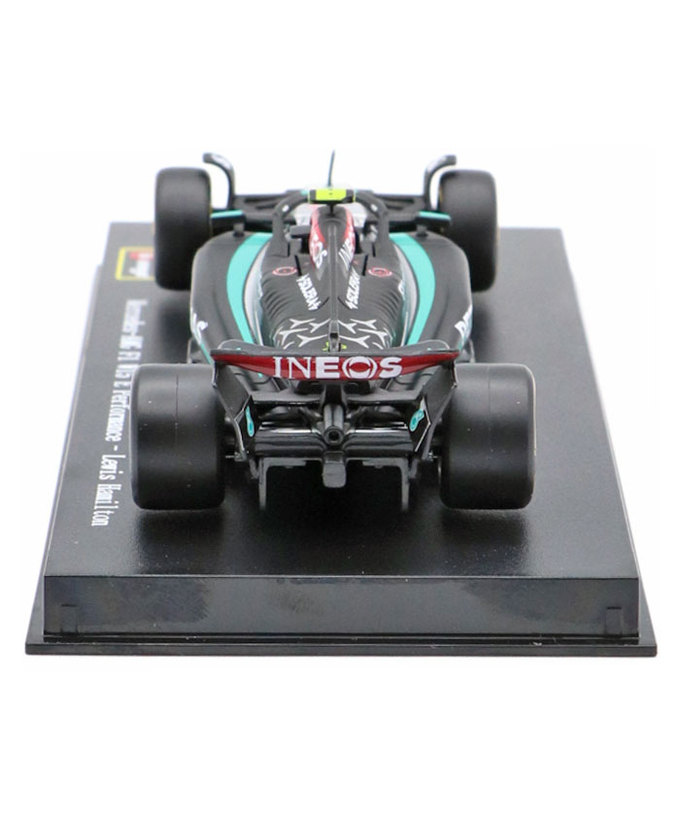 ブラゴ 1/43スケール メルセデス AMG ペトロナス F1 W15 E パフォーマンス ルイス・ハミルトン 2024年（ドライバー付属） /24f1m拡大画像