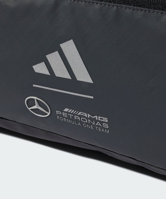 メルセデス AMG ペトロナス F1 チーム ハイブリッド ダッフルバッグ拡大画像